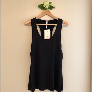 NWT Fabletics Black Joyce Side Twist Tank [Sz L]